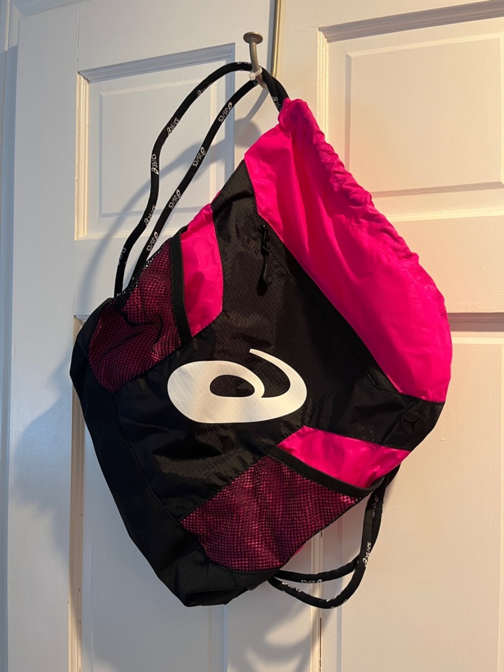 ASICS Black & Hot Pink Drawstring Sports Backpack